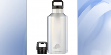 월마트 ‘Ozark Trail’ 스테인레스 물병 85만개 리콜 … “뚜껑 폭발로 소비자 시력 영구상실”